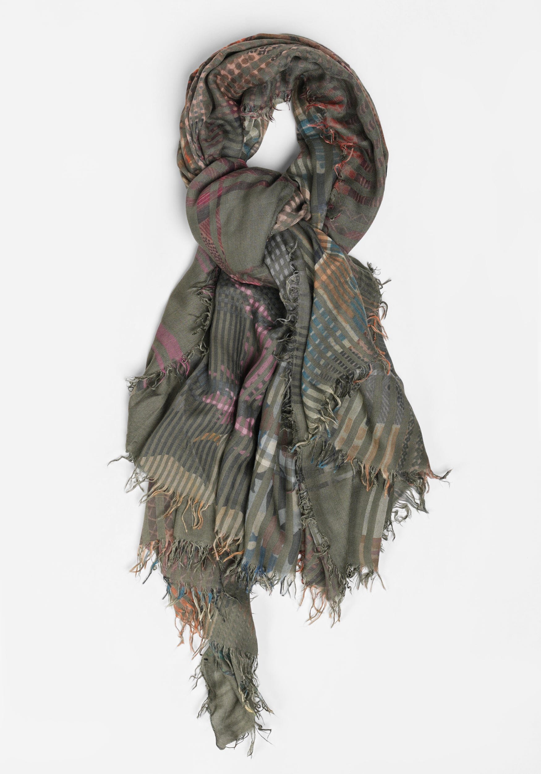 PATCHWORK PRINT SCARF