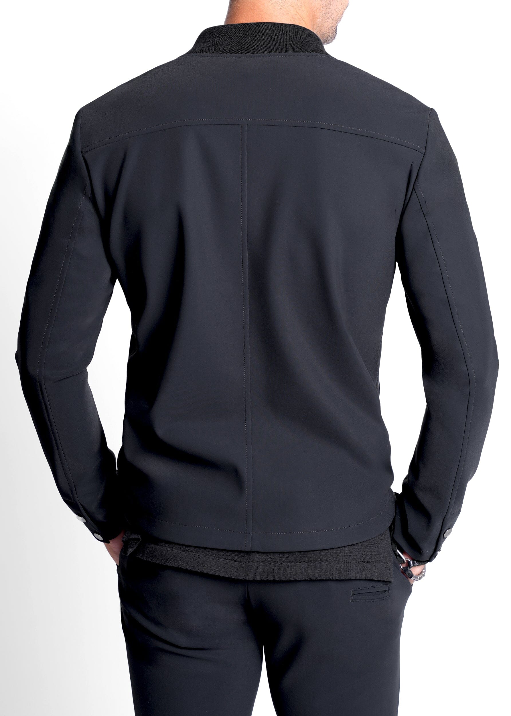 PERFORMANCE SNAP BOMBER