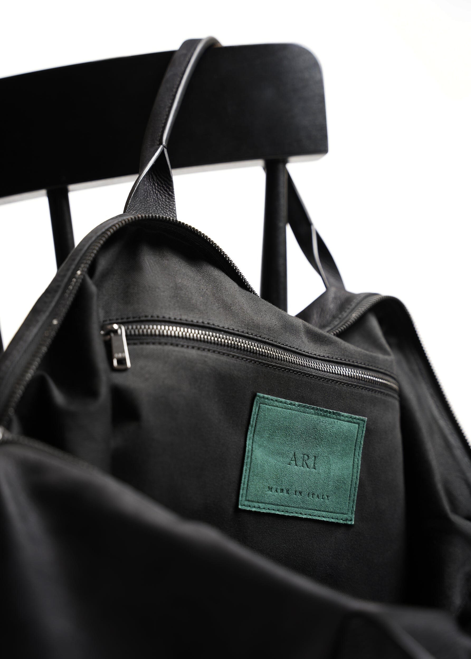 VOYAGE DUFFLE BAG