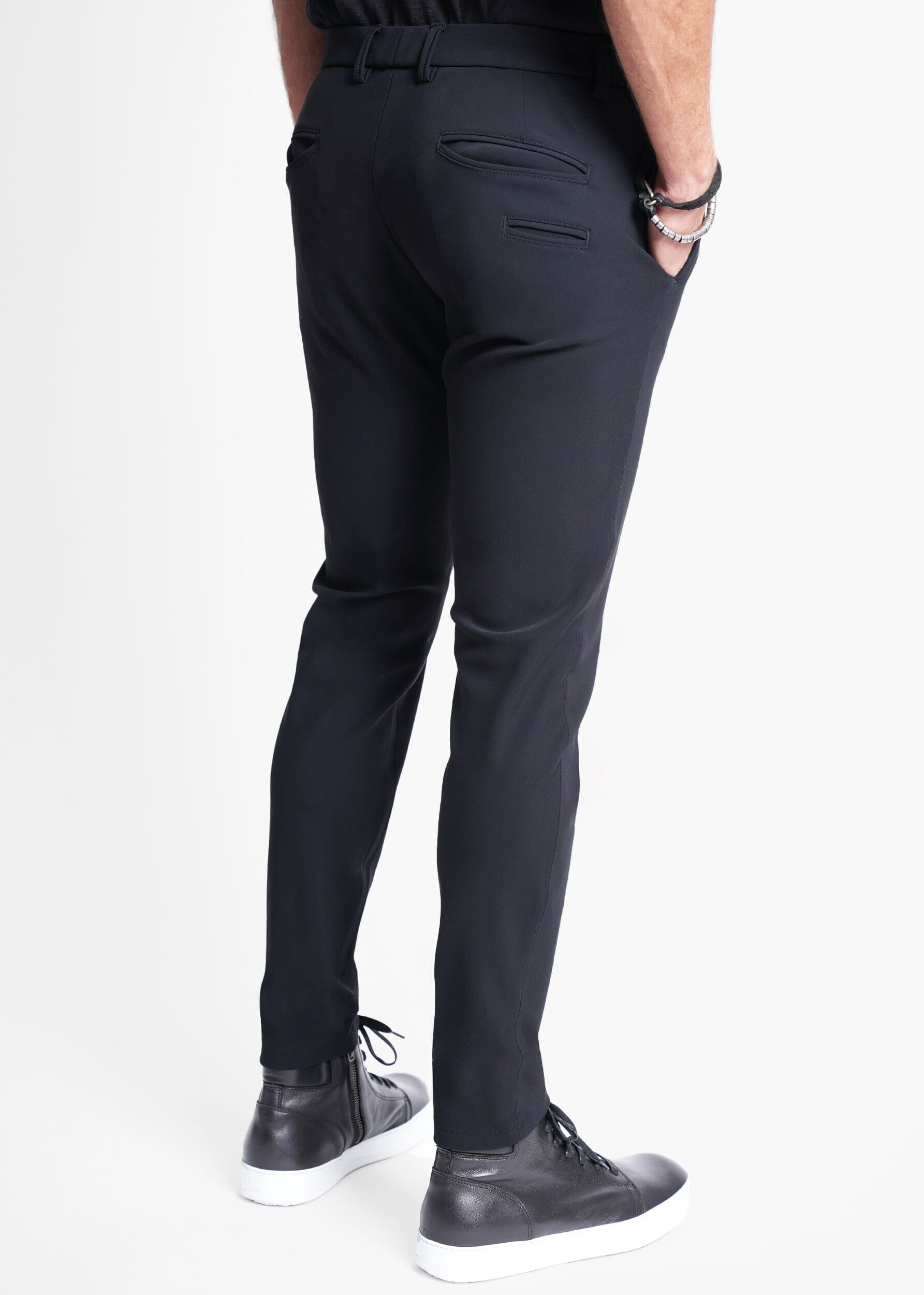CHINO PANTS