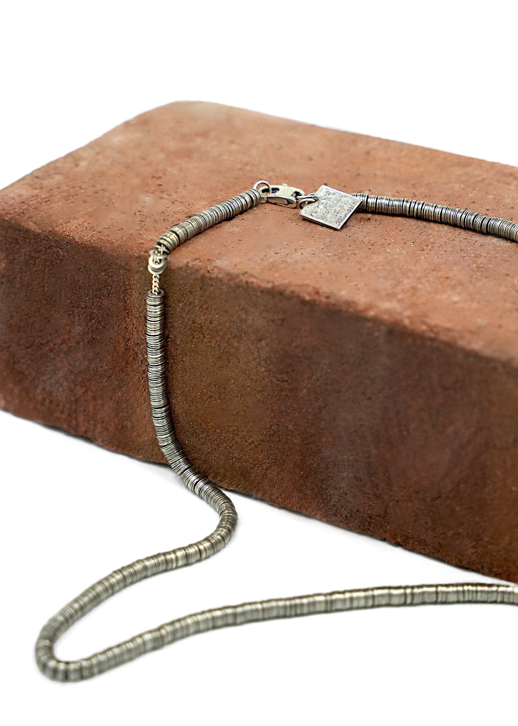 GOTI 2125 NECKLACE