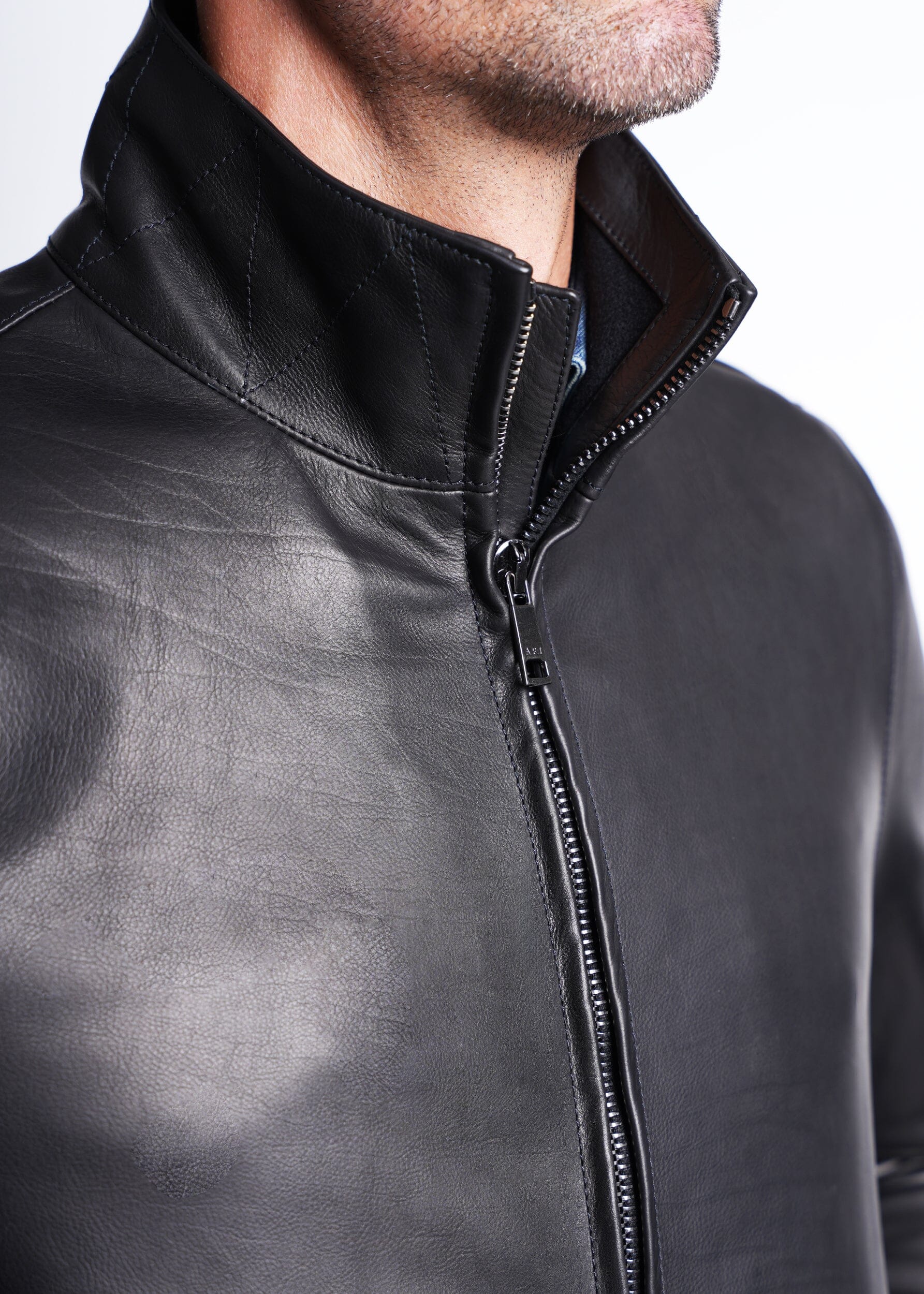 MAX JACKET
