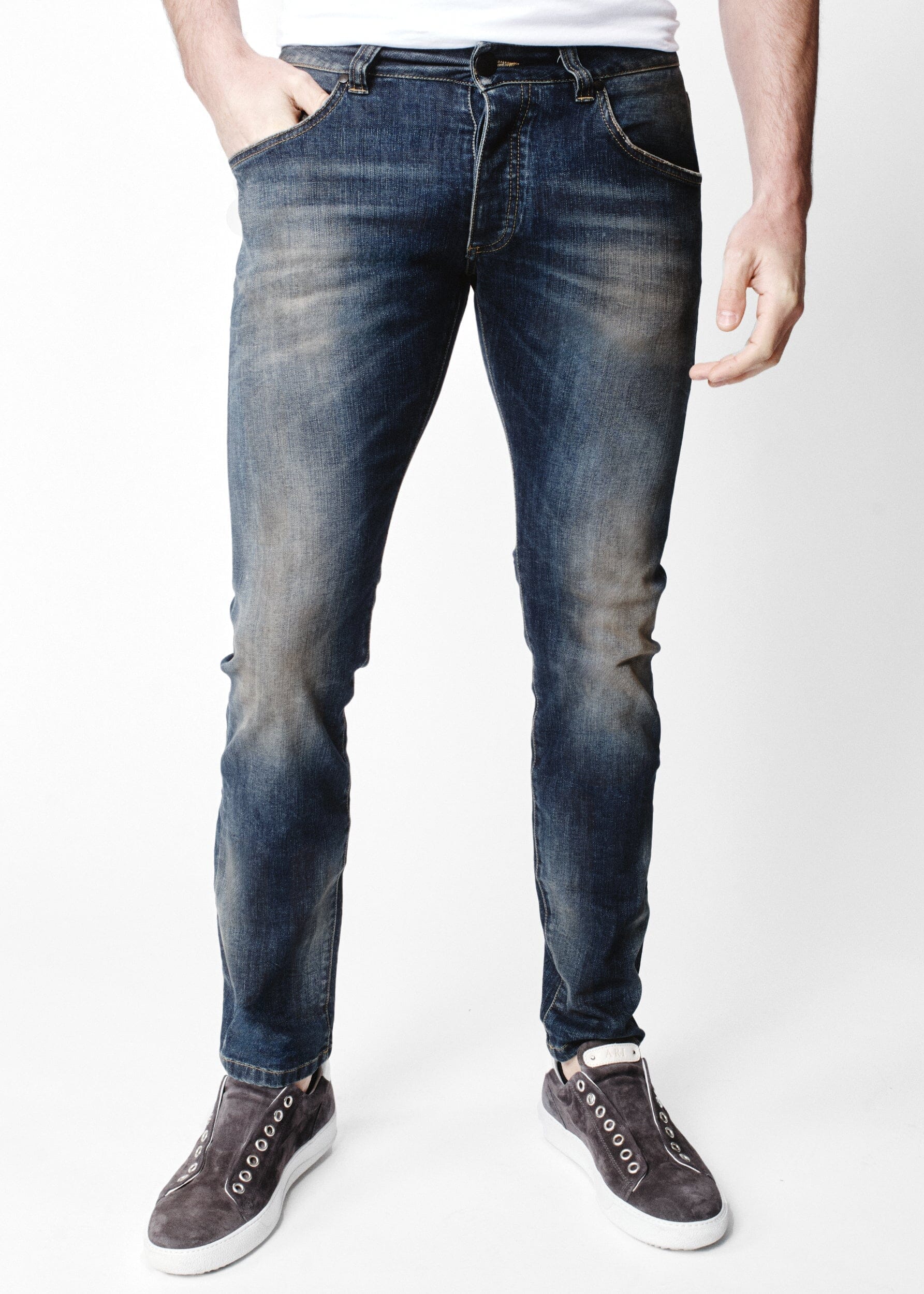 Deep Whiskey Blue
