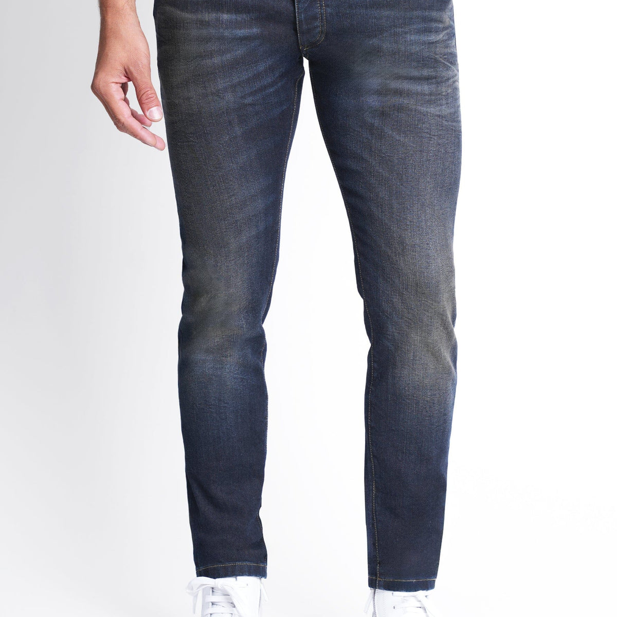 SIGNATURE DENIM