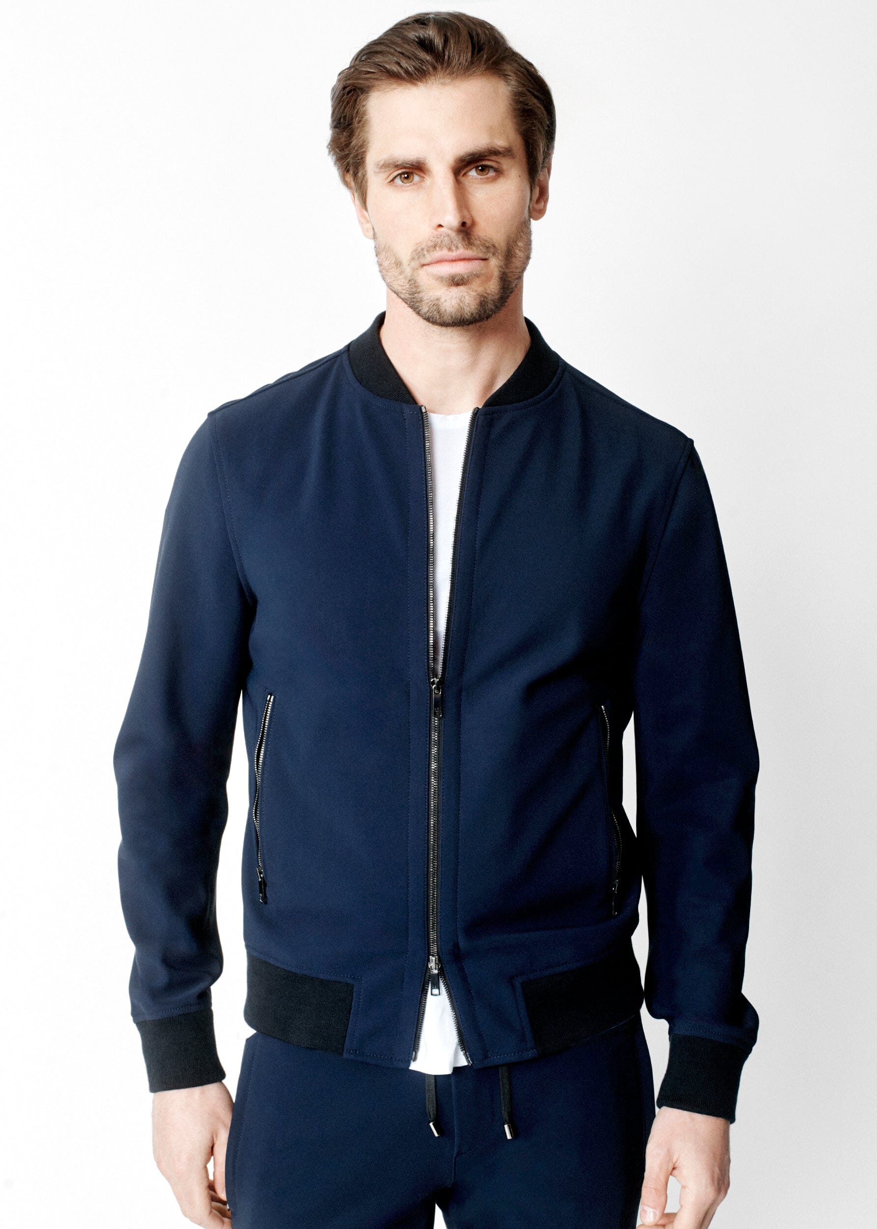 TRAVEL BOMBER