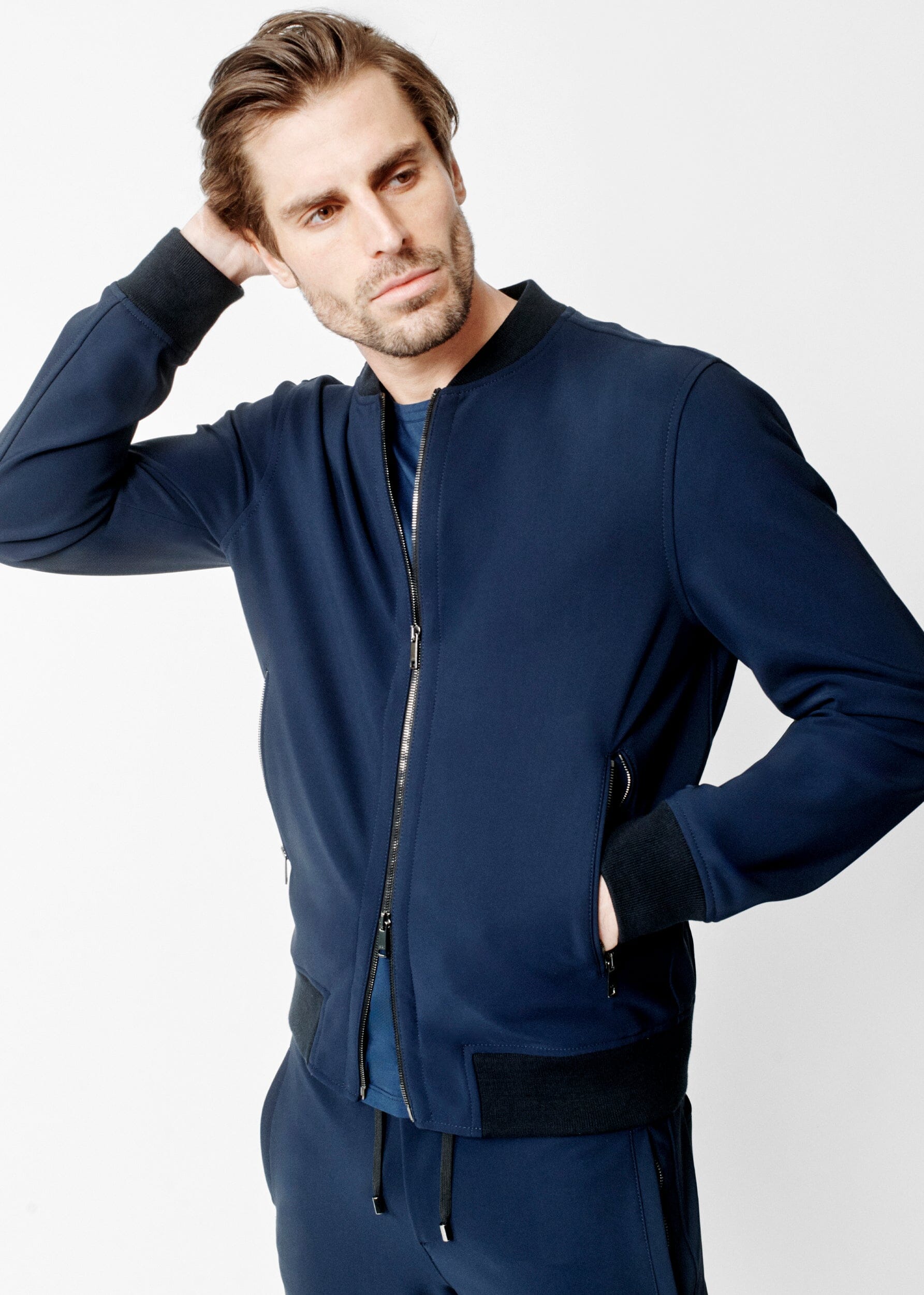 TRAVEL BOMBER