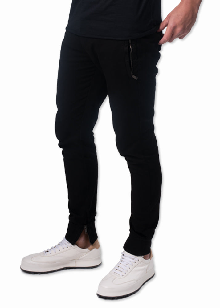 ARI Black Travel Jogger Pants. 100% Stretch Cotton. Made in Italy 