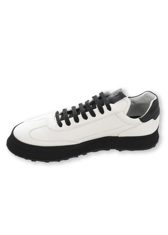 Right shoe ARI ST. TROPEZ Black Stripe Sneakers. Made in Italy